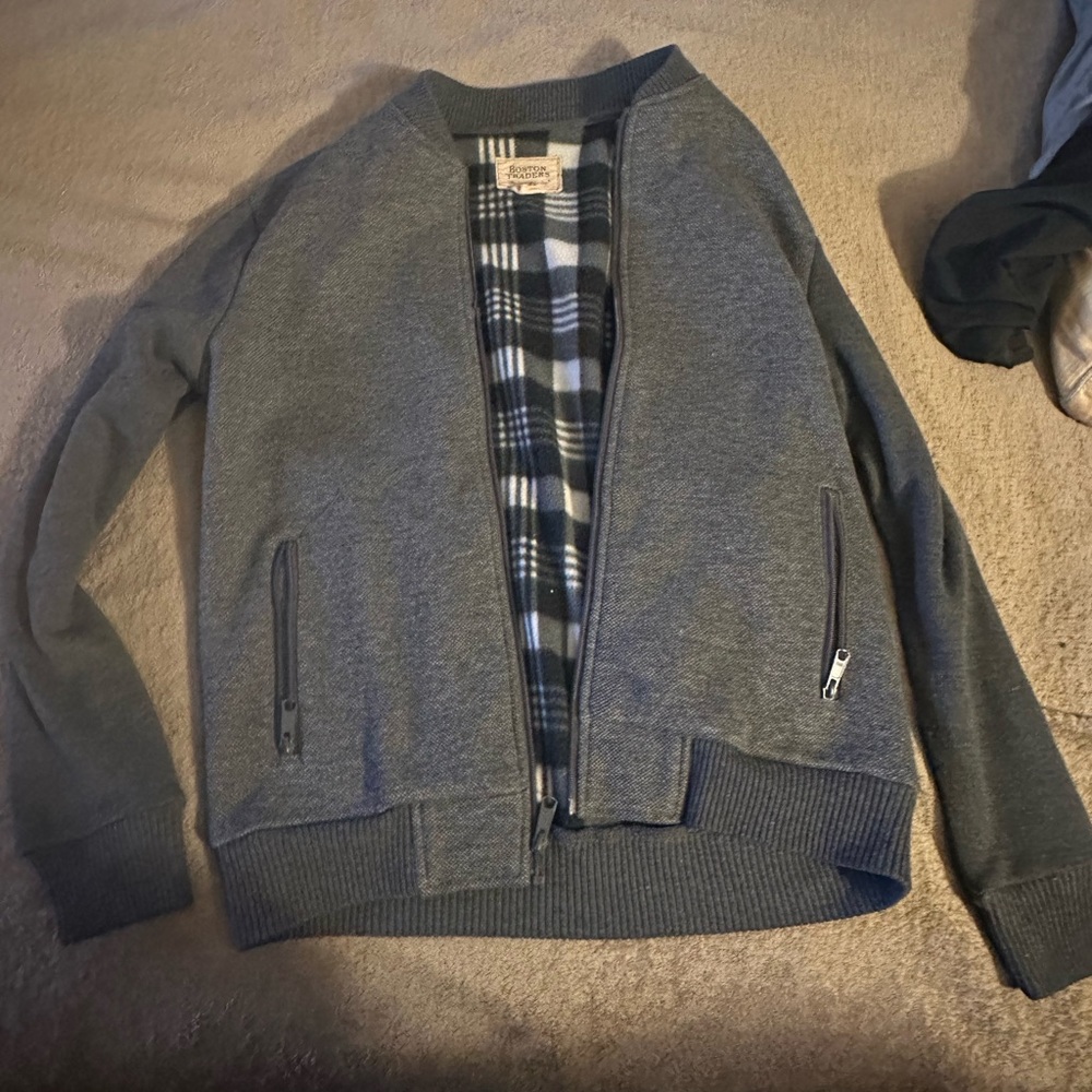 Boston traders sweater